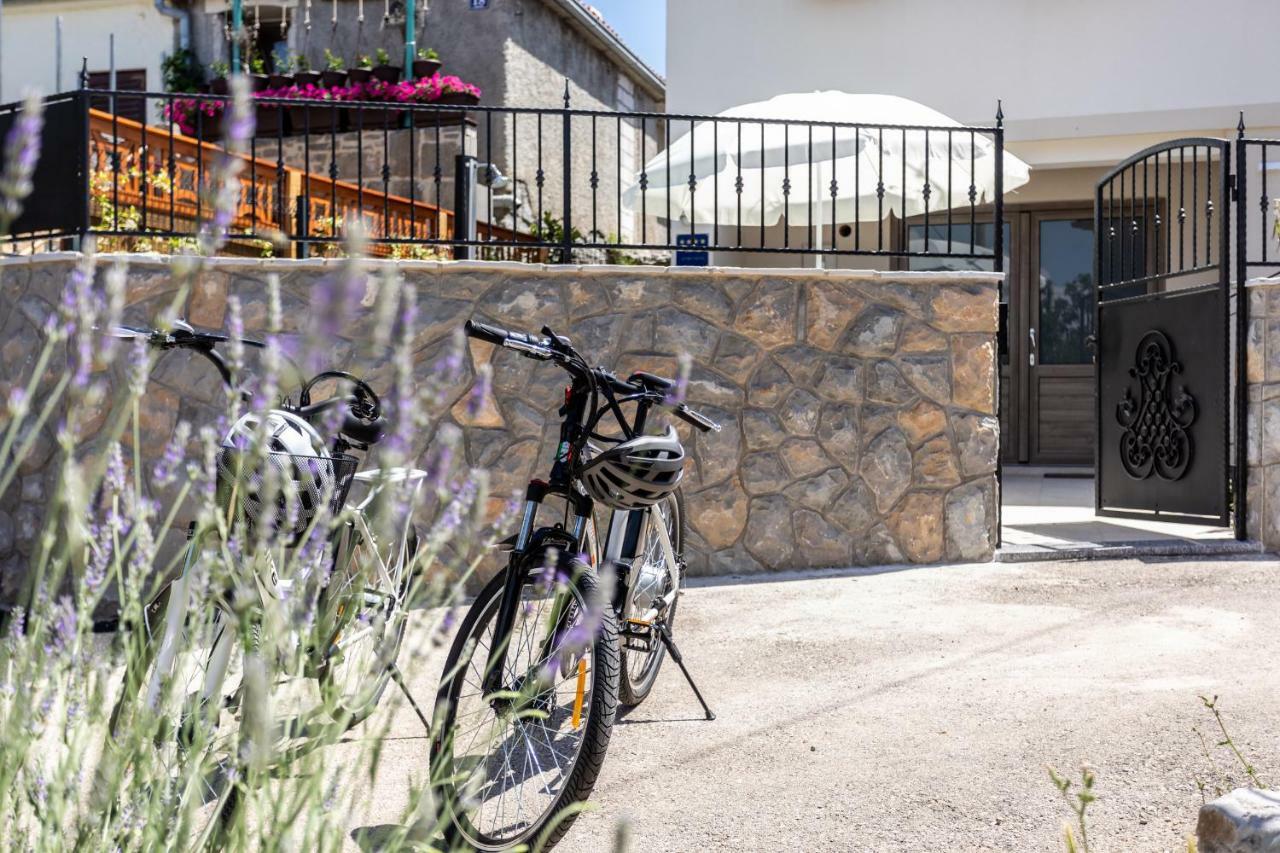 Relax Village Home Mare Krk Town Exterior photo