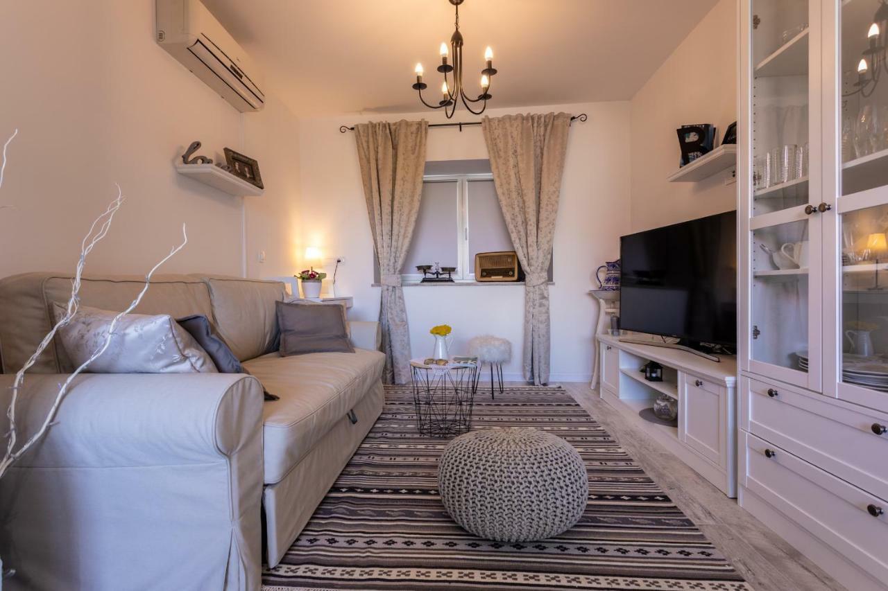 Relax Village Home Mare Krk Town Exterior photo